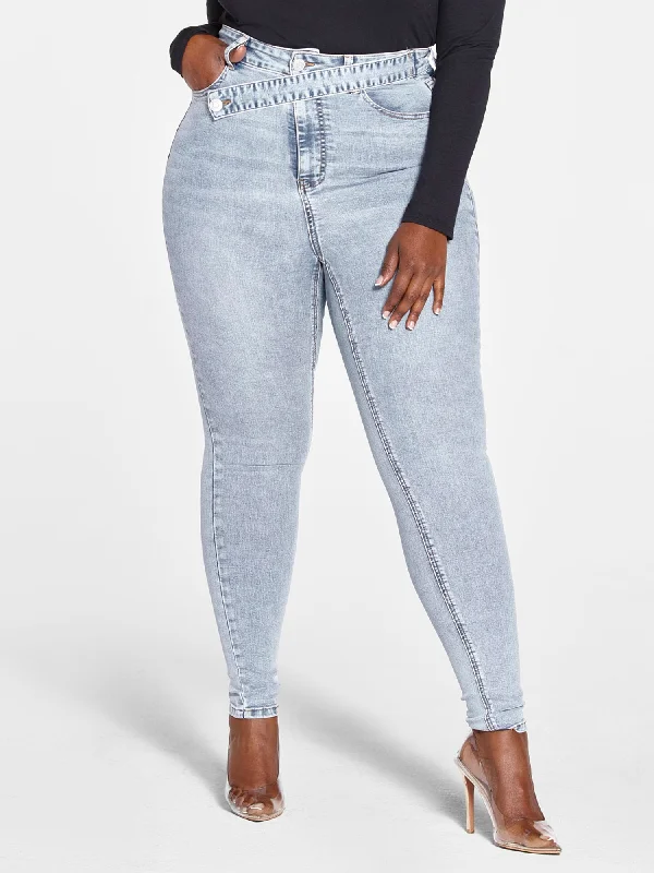 Ultra High Rise Crossover Detail Skinny Jeans