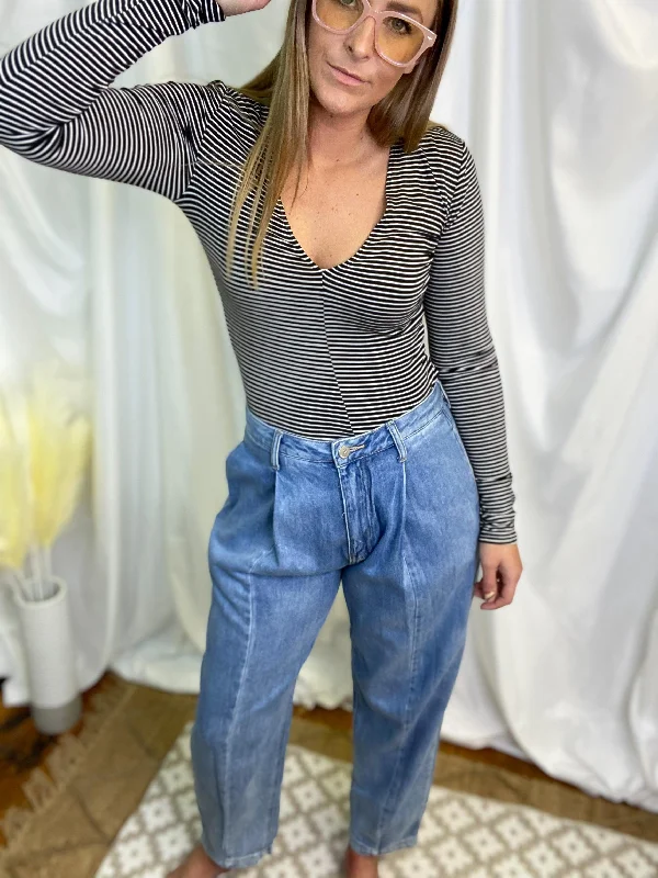 High Waist Slouch Front Seam Jeans