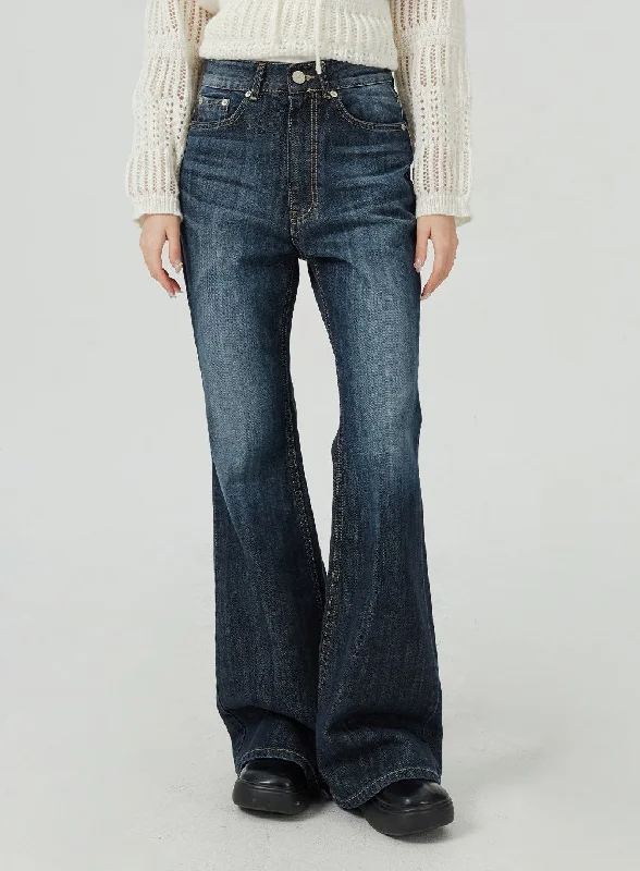 Dark Wash Bootcut Jeans BM322