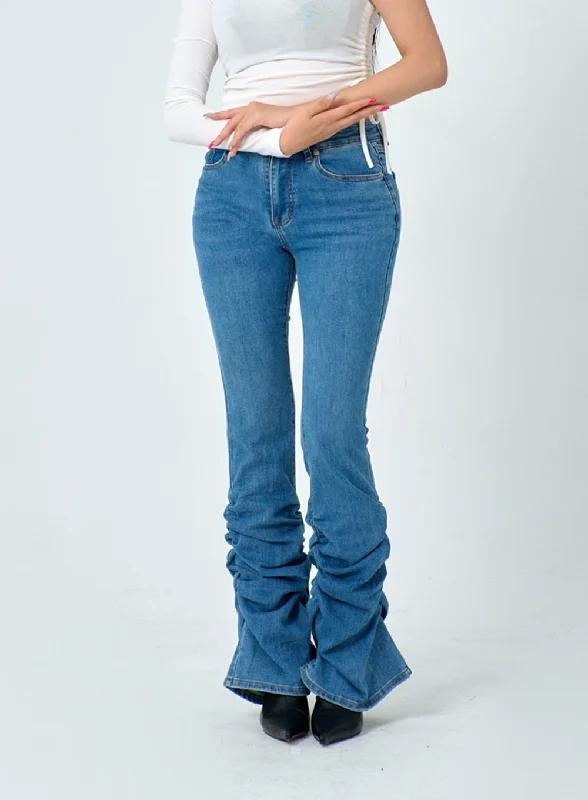 Shirring Detail Boot Cut Jeans IN25