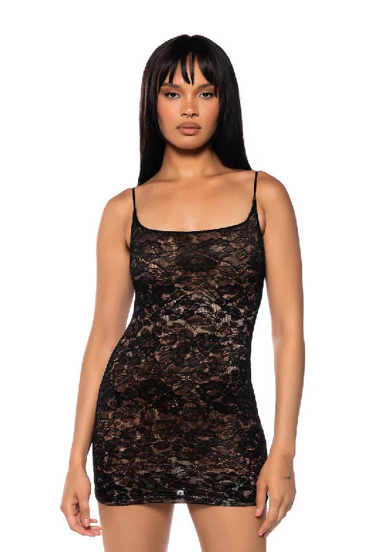 ILLUSIONS SLEEVELESS LACE MINI DRESS