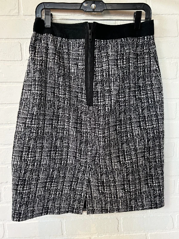 Black & White Skirt Mini & Short Halogen, Size 12petite