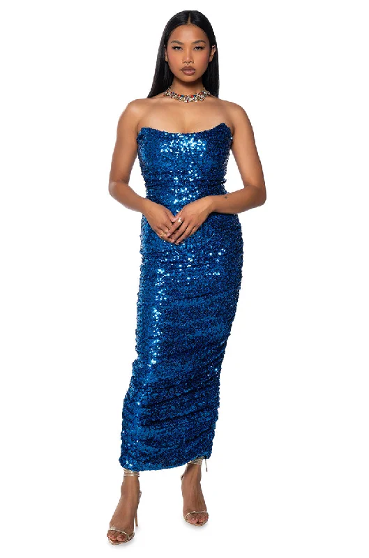 MAYA SEQUIN STRAPLESS MIDI DRESS IN BLUE